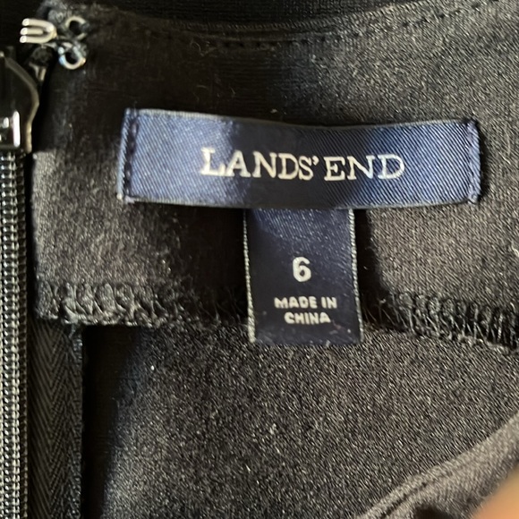 Lands’ End - Picture 3 of 5